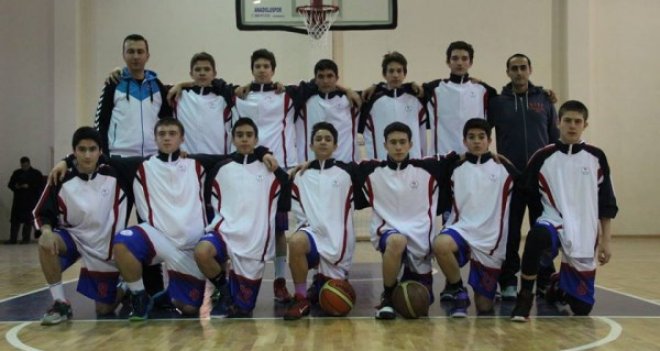 İzmir Küçük Erkek İl Karması finalde