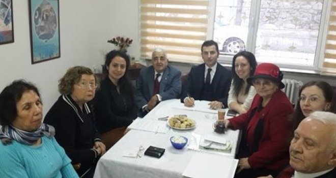 İzmir Kültür ve Dayanışma Derneği başkanını seçti