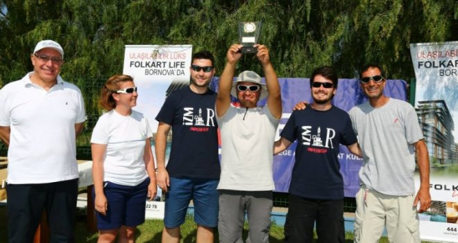 İzmir Üniversitesi Yelken Kulübü birinci oldu