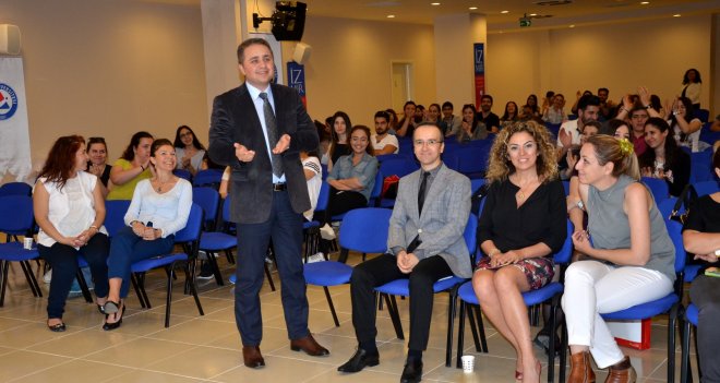 İzmir Üniversitesinde ''Sağlıkta Kariyer'' zamanı