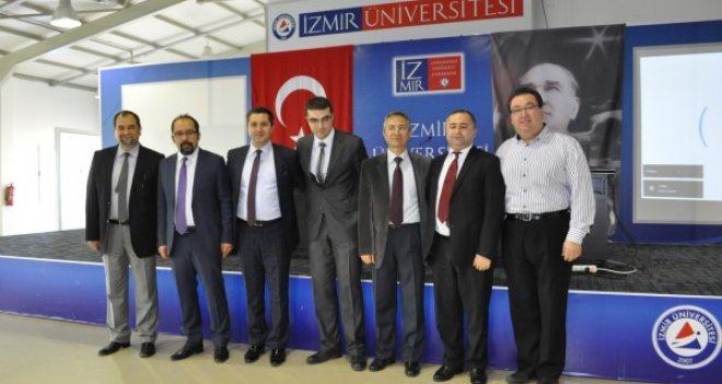 İzmir Üniversitesi'nden 51. Kütüphane Haftası Paneli