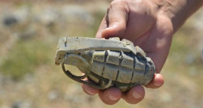 İzmir'de 3 el bombası bulundu