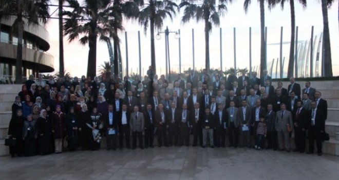 İzmir’de Aile ve Dini Rehberlik Çalıştayı yapıldı