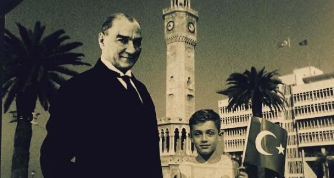 İzmir'de Atatürk'le omuz omuza poz verme imkanı