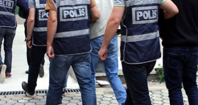 İzmir'de Fetö/Pdy operasyonunda 25 polise gözaltı