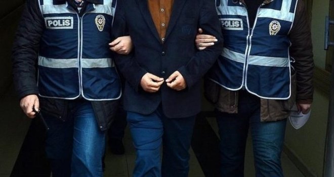 İzmir'de Fetö'den 53 gözaltı 