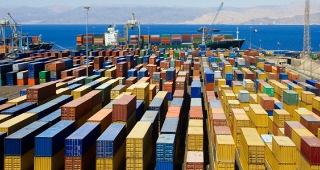 İzmir'de ihracat ve ithalat arttı