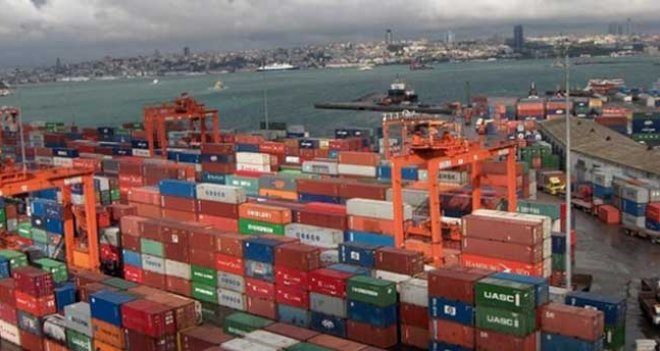 İzmir'de ihracat ve ithalat arttı
