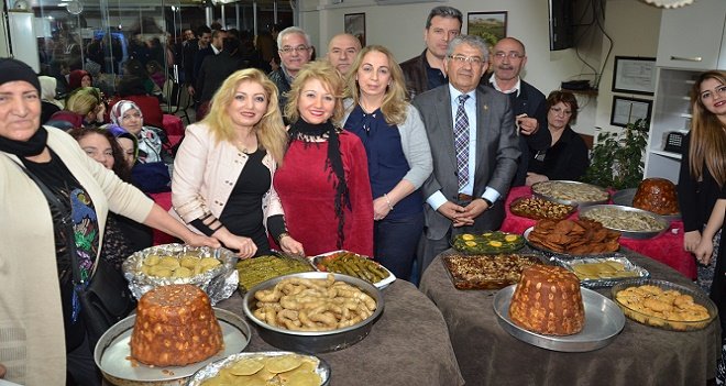 İzmir'deki Siirtliler, Cigor Bayramı'nı Karşıyaka'da kutladı...