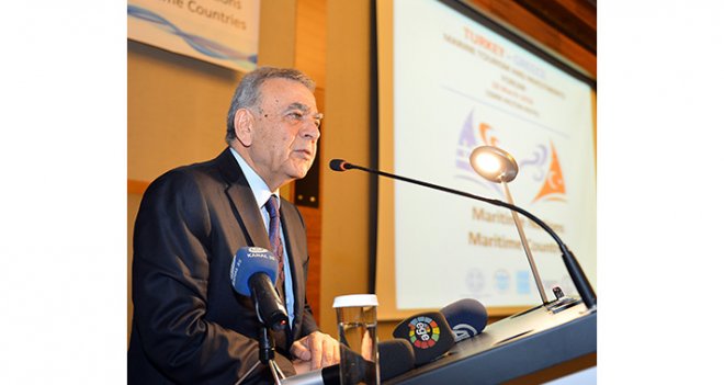 İzmir'den Midilli'ye vapur seferleri 2017'de başlıyor