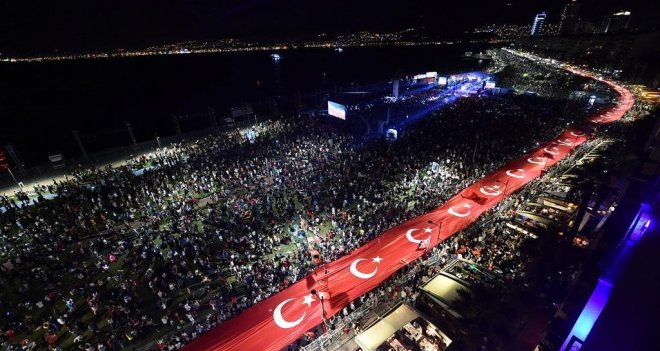 İzmir’in 96. kurtuluş yıldönümü renkli etkinliklerle kutlanacak