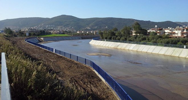 İzmir'in dereleri artık daha güvenli