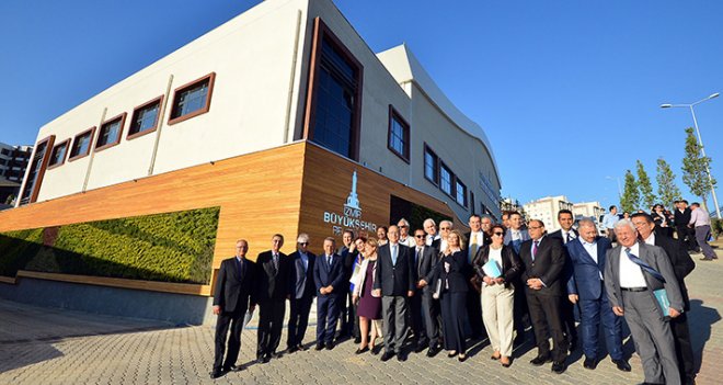 İzmir’in yeni gurur abidesi