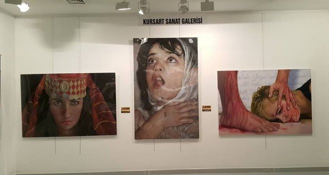 İzmirli ressam TÜSGAD sergisine damga vurdu