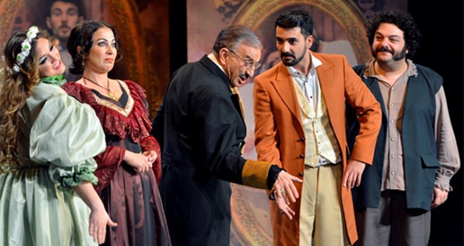 İzmirliler'i Kasım'da 8 tiyatro oyunu bekliyor...