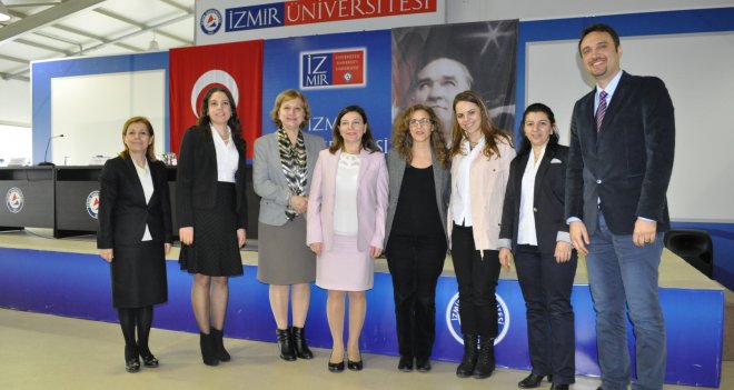 ''Kadın hikayelerini daha çok kadınlar anlatmalı''