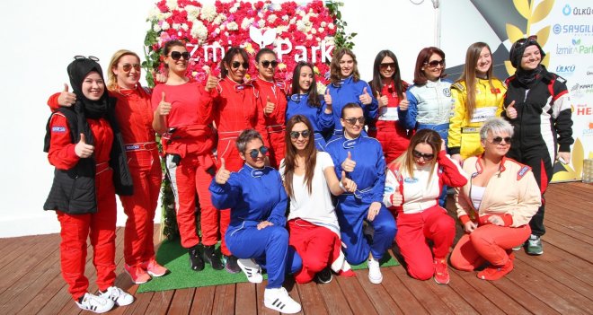 ''Kadınlar her şeyi yapar'' dediler, soluğu pistte aldılar