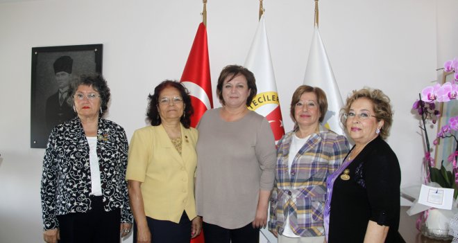 Kadınlardan dayanışma mesajı