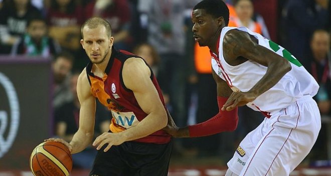 Kaf Kaf, Galatasaray ile sessiz randevuda