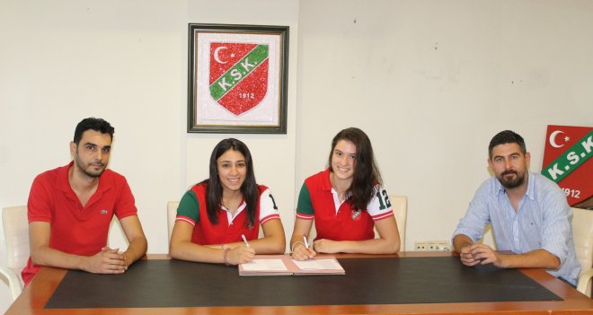 Kaf Kaf Milli oyuncularıyla nikah tazeledi