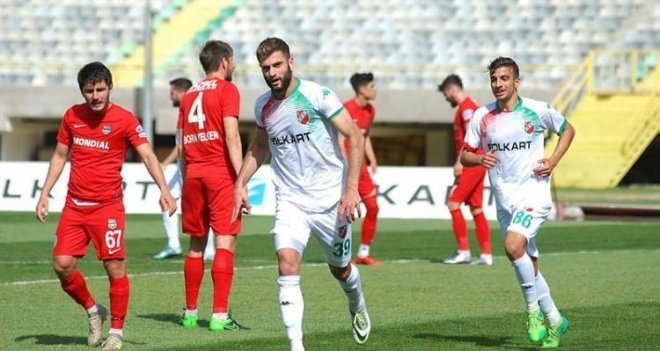 Kaf Kaf'ın gol umudu Hakan Kuş