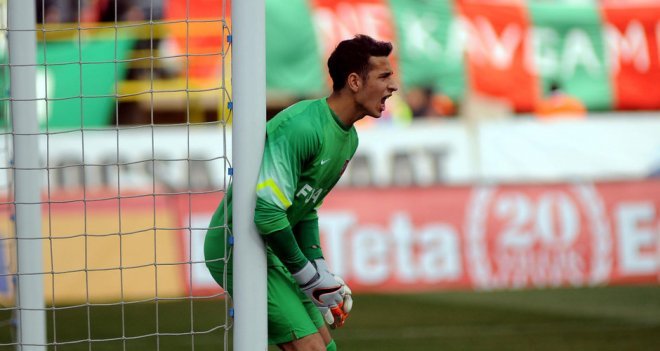 Kaf Kaf'ın kalecisi Altınordu'ya imzayı attı