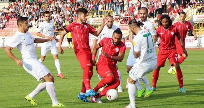 Kaf Kaf'ın performansı içi açıcı değil...