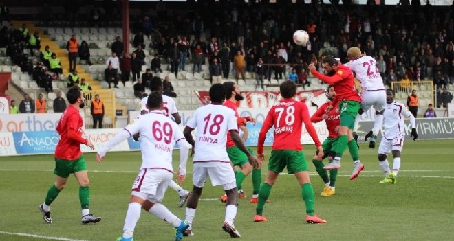 Kaf Kaf'ın savunmacısına 2 maç ceza