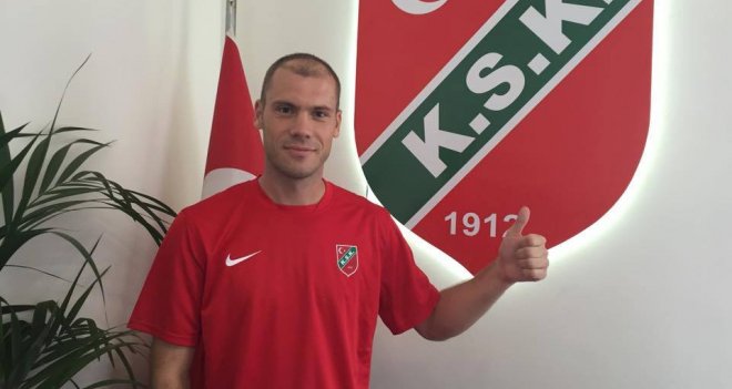 Kaf Kaf'ta Igor Duric imzaladı