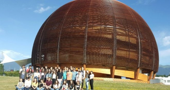 Karşıyaka 15 Temmuz Şehitler Anadolu Lisesi’nin CERN çıkartması