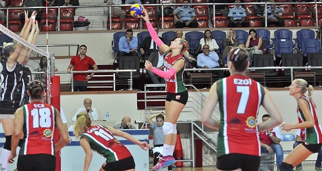 Karşıyaka AG, Maltepe’de sevindi…