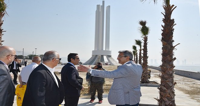 Karşıyaka Anıtı 12 Mayıs'ta açılıyor... 