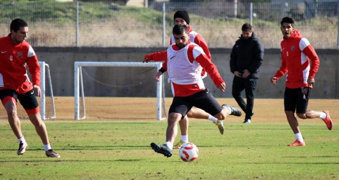 Karşıyaka, Ankaragücü'nü konuk ediyor