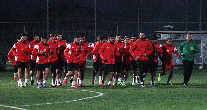 Karşıyaka Antalya Belek'te...