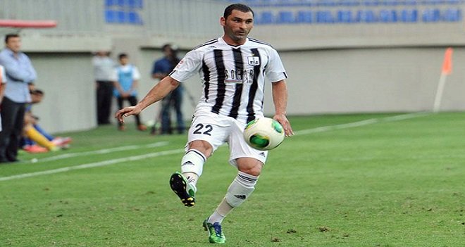 KARŞIYAKA AZERİ MAHİR'LE EL SIKIŞTI