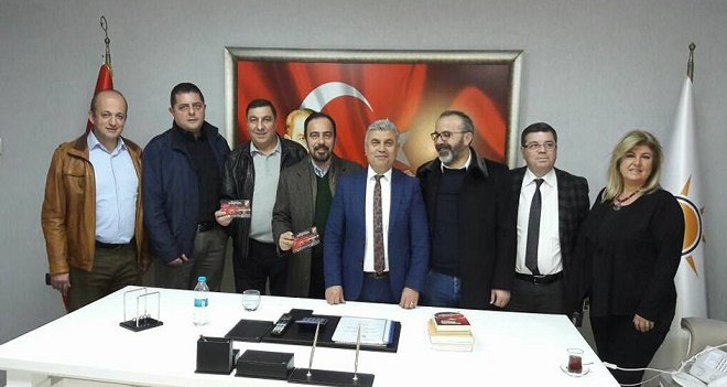 Karşıyaka Başkanı Altuğ, AK Parti'yi ziyaret etti