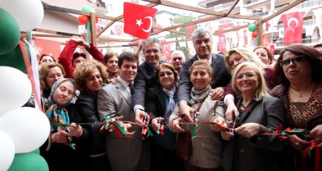 Karşıyaka Belediyesi Kadın Kooperatifi kurdu