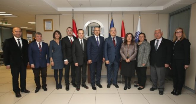 Karşıyaka Belediyesi ve İzmir Üniversitesi'nden dev işbirliği