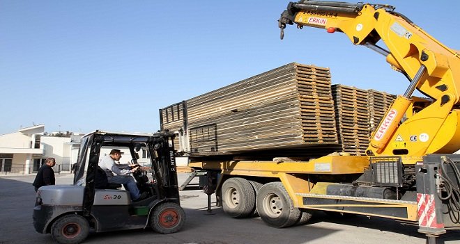 Karşıyaka Belediyesi’nden 3 kentte yardım…