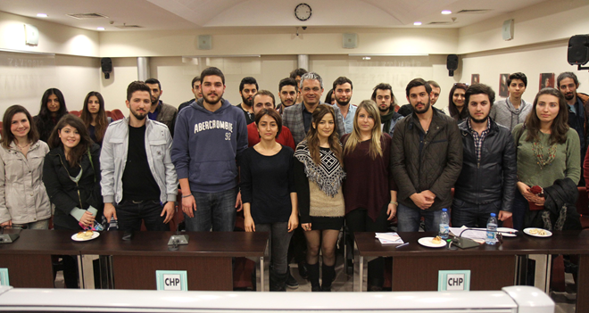 Karşıyaka Belediyesi'nden gençlere Avrupa fırsatı