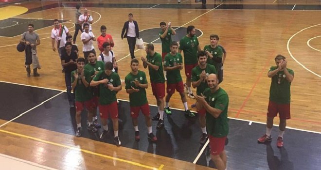 Karşıyaka Belediyespor 8 fark yaptı...