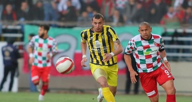 Karşıyaka Bucaspor'u ateşe attı...
