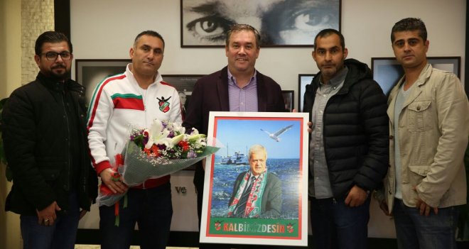 Karşıyaka Çarşı Grubu ve Taraftarlar Derneği Piriştina'yı ziyaret etti