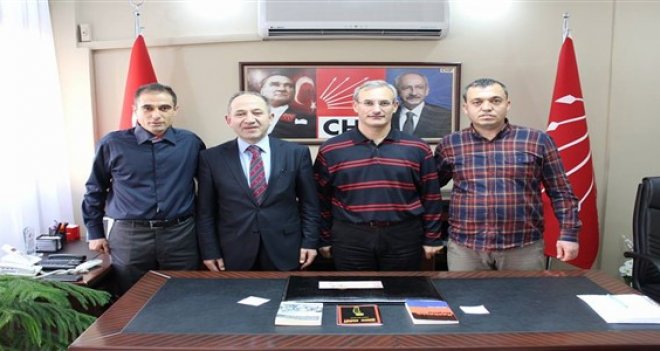 Karşıyaka CHP'de ''İşçi Hakları'' konuşuldu