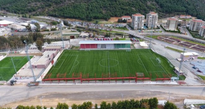 Karşıyaka Efsaneleri ve Erol Baş Spor Tesisleri resmen açılıyor
