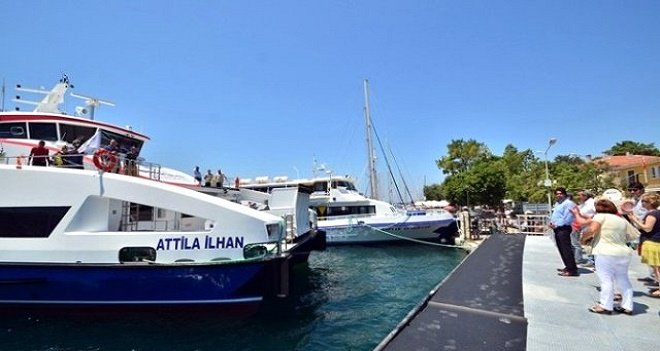 Karşıyaka-Foça vapur seferleri başladı…