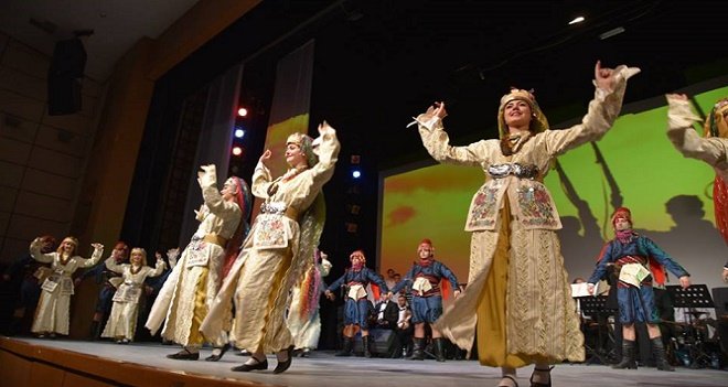 Karşıyaka Halk Eğitim’den muhteşem gece…