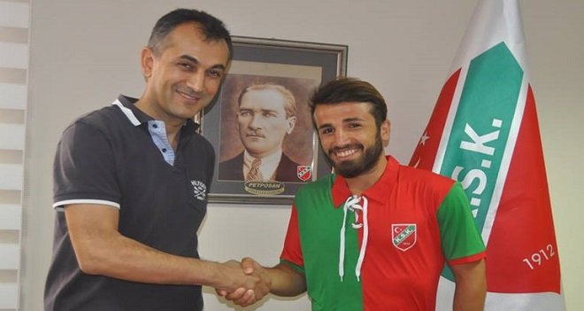 KARŞIYAKA İKİ FUTBOLCUYLA SÖZLEŞME İMZALADI  