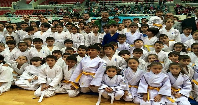 Karşıyaka judo festivali yapıldı