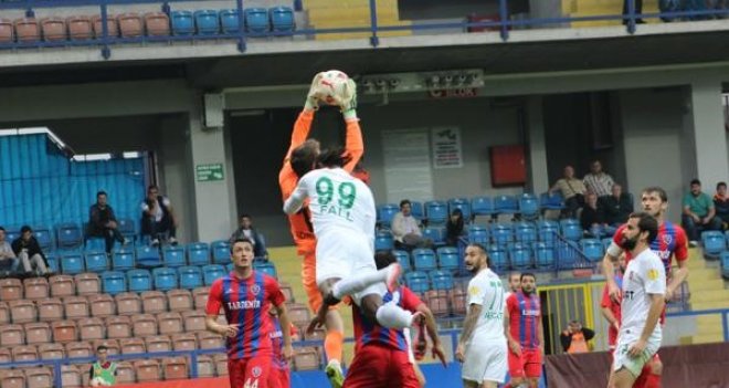 Karşıyaka, Karabük'ten eli boş dönüyor